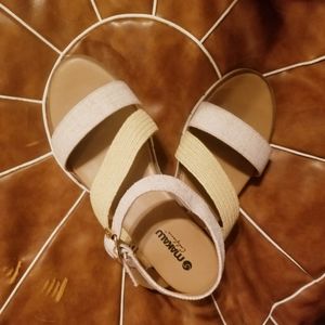 MAKALU SANDALS